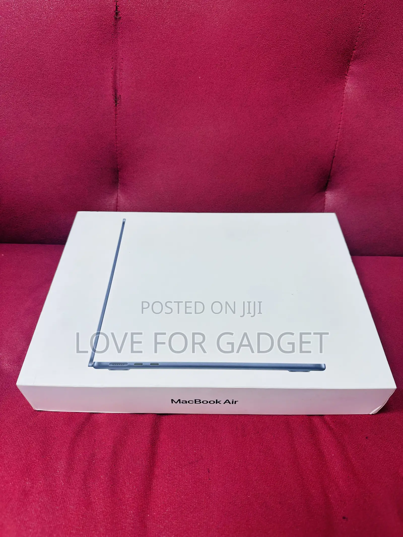 Laptop Apple MacBook Air 2022 M2 8GB Apple M2 SSD 256GB