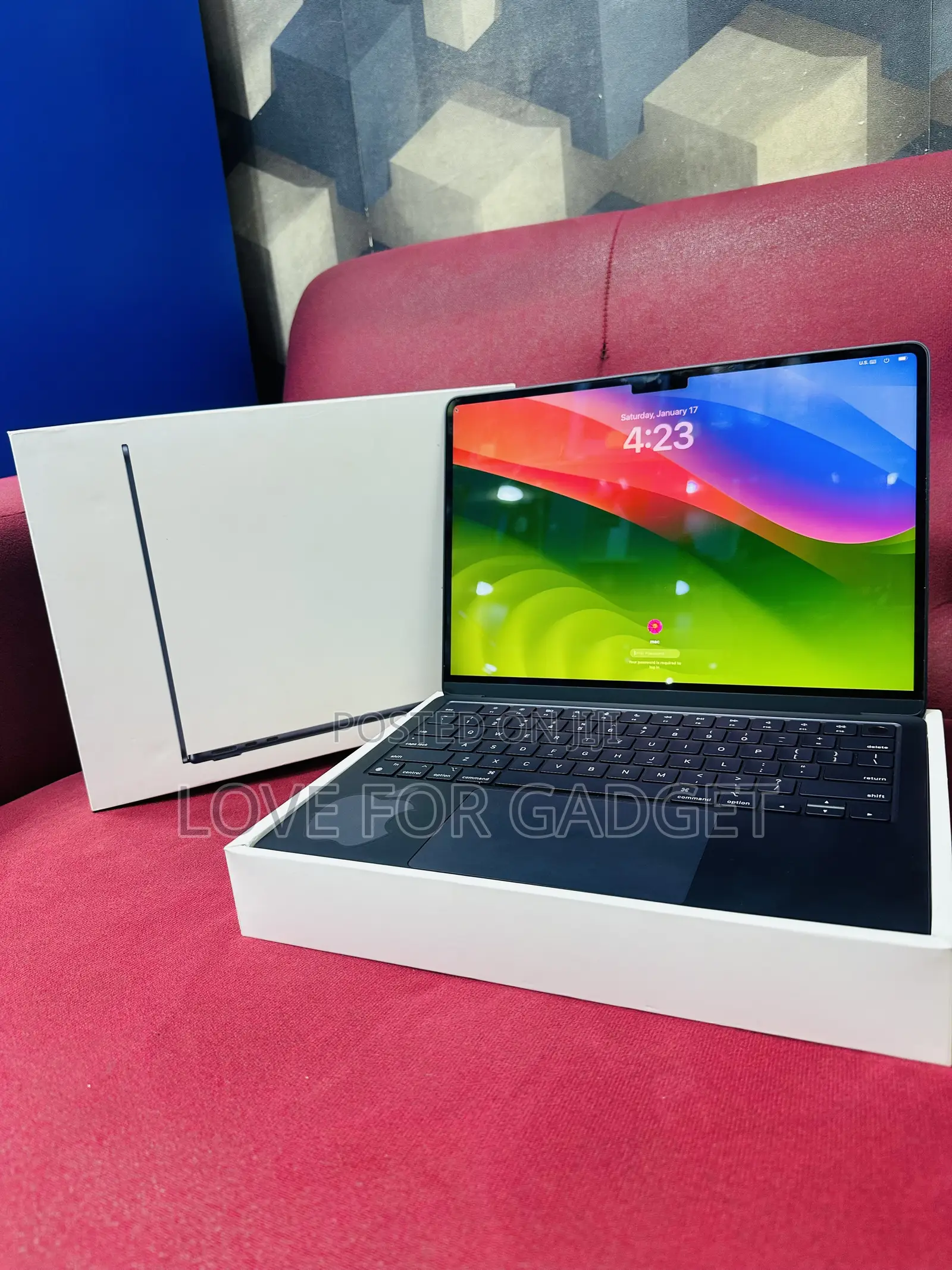 Laptop Apple MacBook Air 2022 M2 8GB Apple M2 SSD 256GB