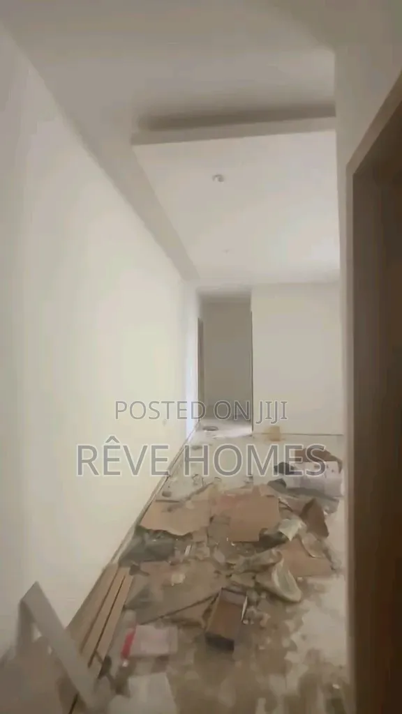 2bdrm Block of Flats in Ogudu Road for rent