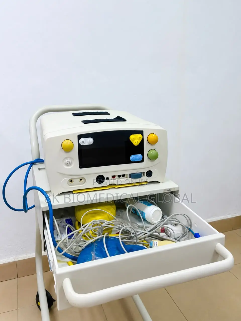 UK Used Eschmann TD830 Mono-Polar/Bipolar Diathermy Unit