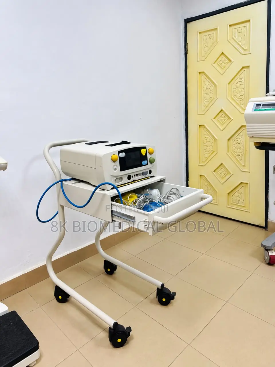 UK Used Eschmann TD830 Mono-Polar/Bipolar Diathermy Unit