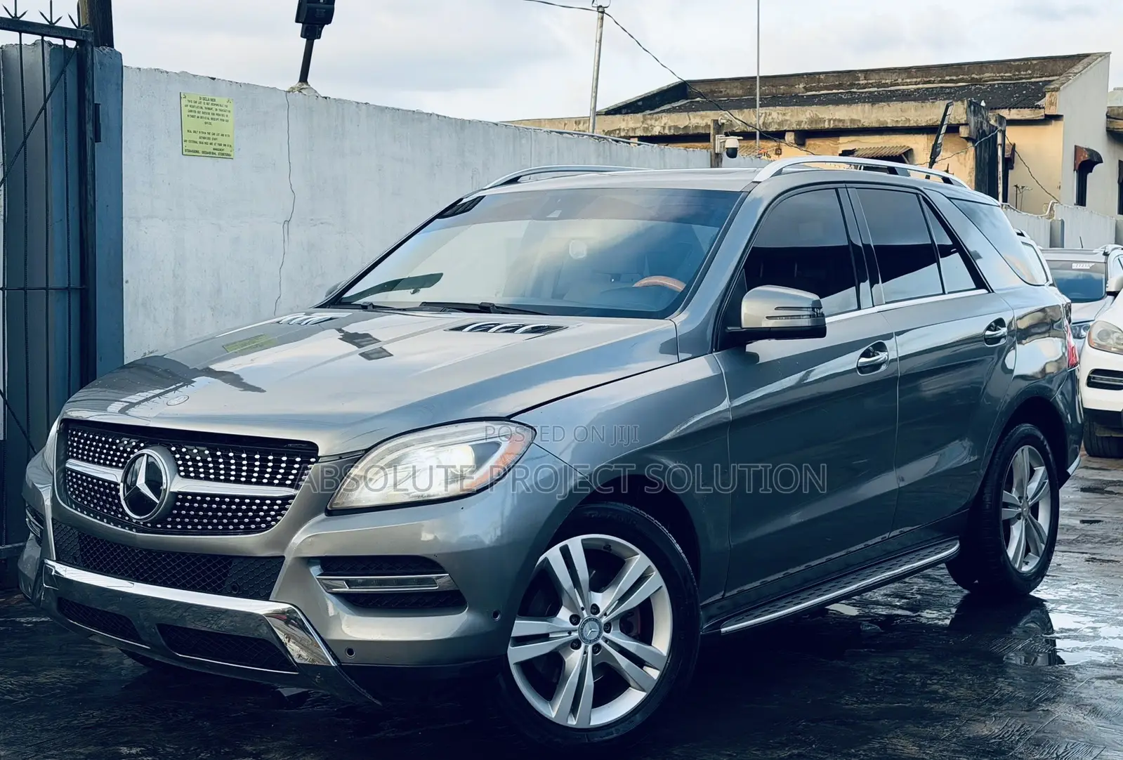 Mercedes-Benz M Class ML350 4MATIC 4dr SUV AWD (3.5L 6cyl 7A) 2014 Gray