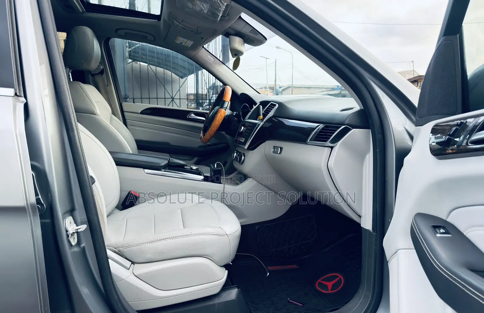 Mercedes-Benz M Class ML350 4MATIC 4dr SUV AWD (3.5L 6cyl 7A) 2014 Gray
