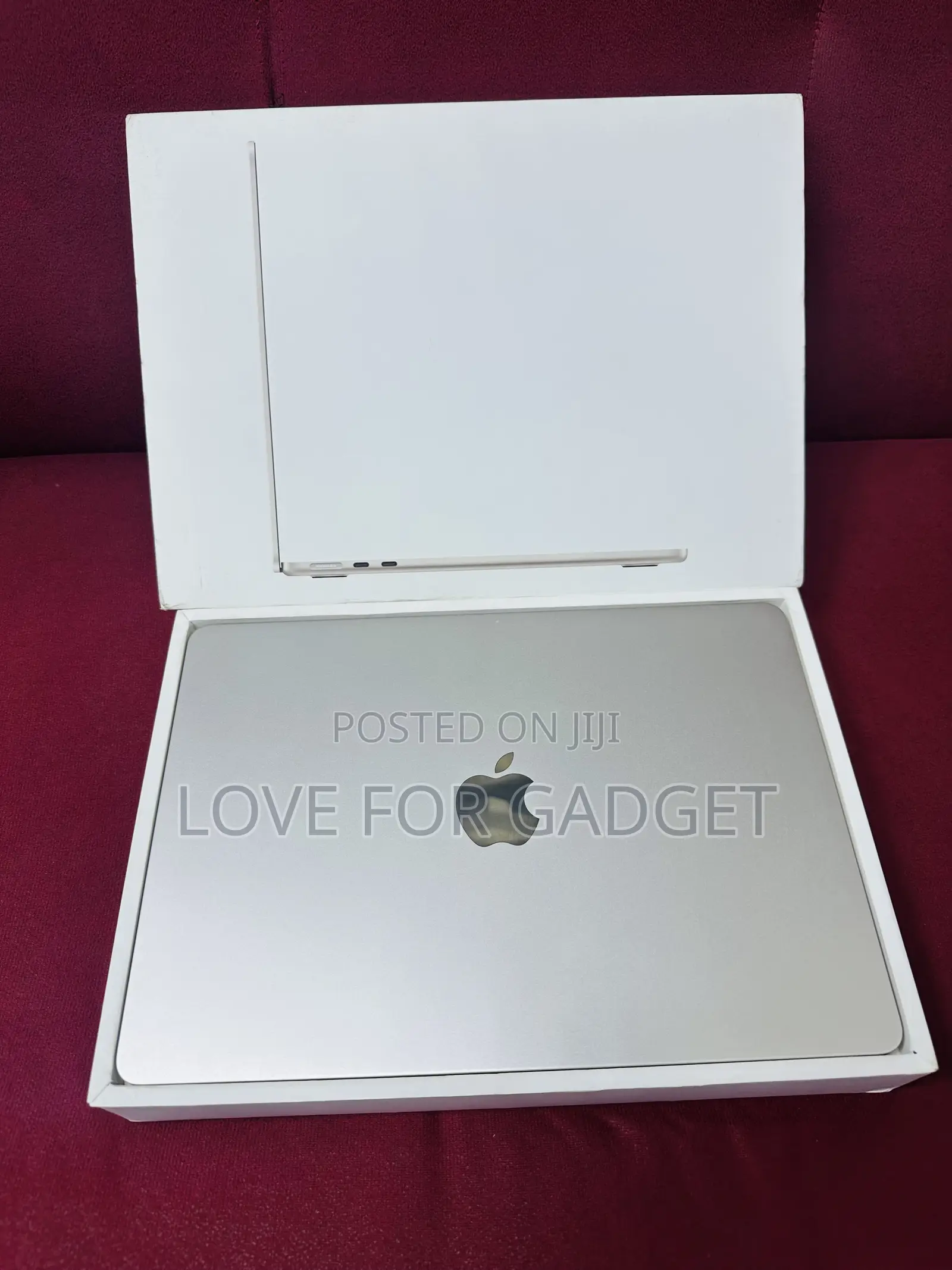 Laptop Apple MacBook Air 2024 M3 16GB Apple M3 SSD 256GB
