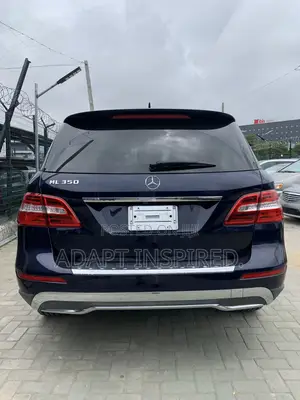 Mercedes-Benz M Class ML350 4dr SUV (3.5L 6cyl 7A) 2015 Blue