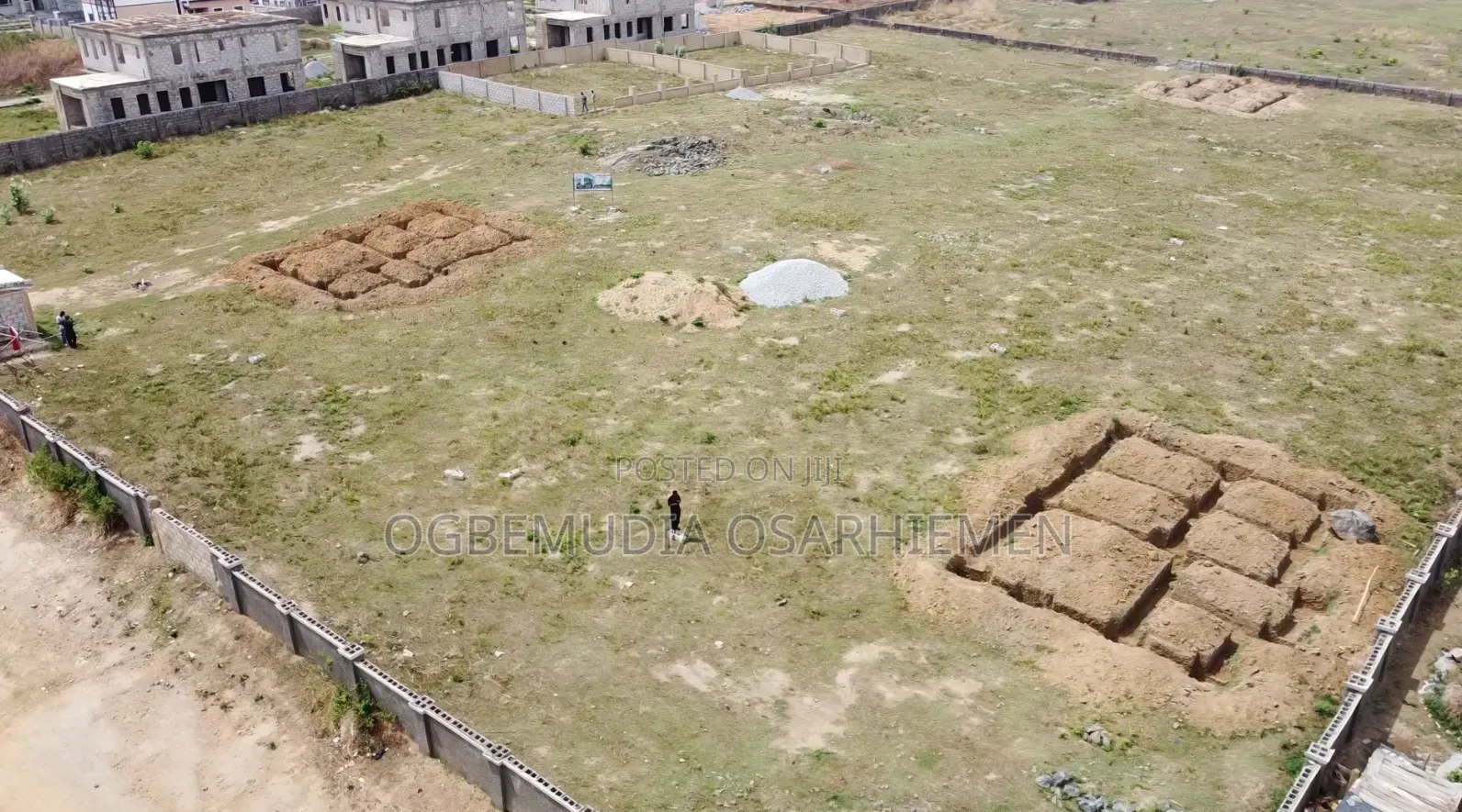 400SQM Estate Land for 4 Bedroom Fully Detached Duplex+BQ With RofO