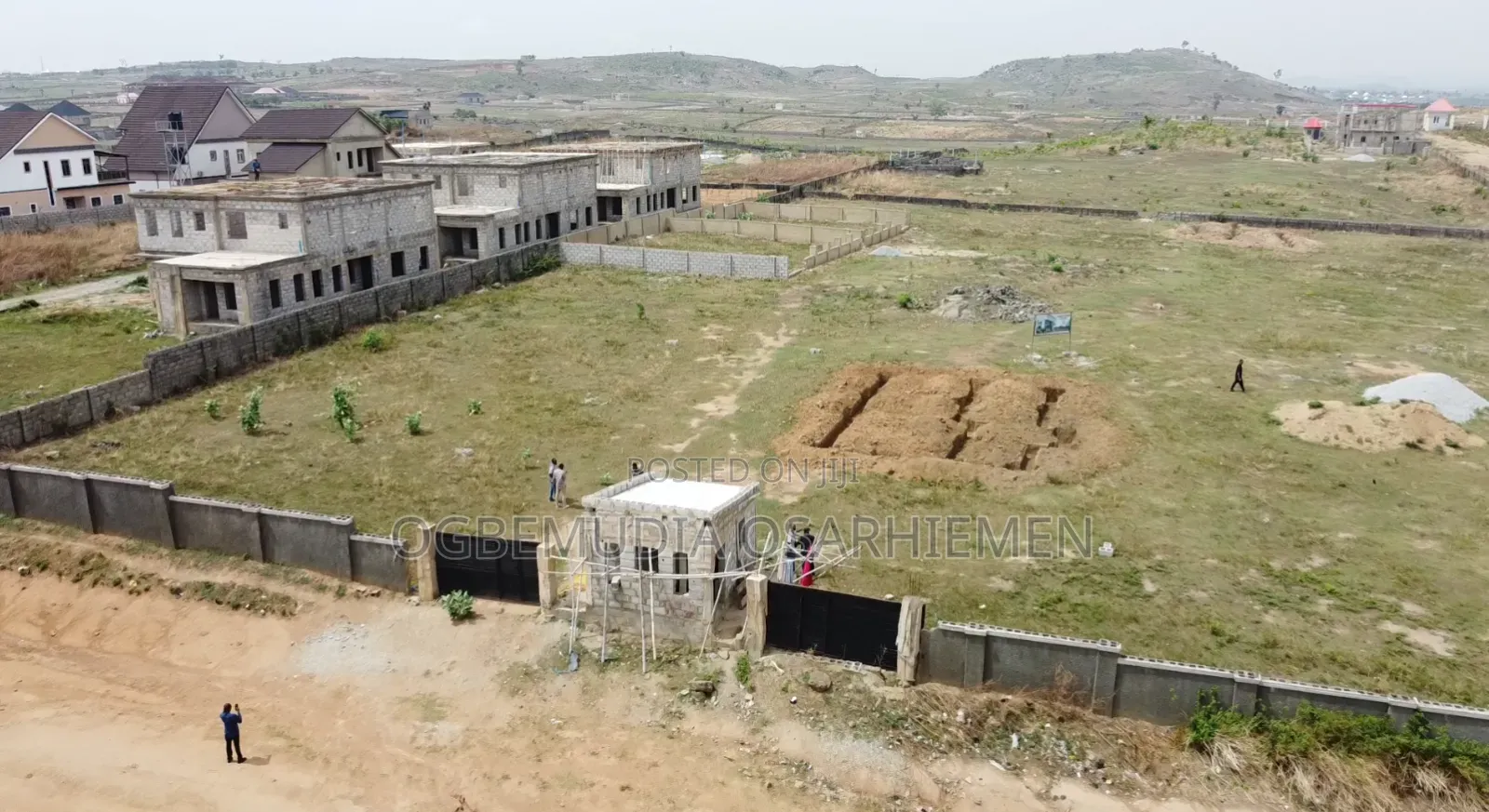400SQM Estate Land for 4 Bedroom Fully Detached Duplex+BQ With RofO