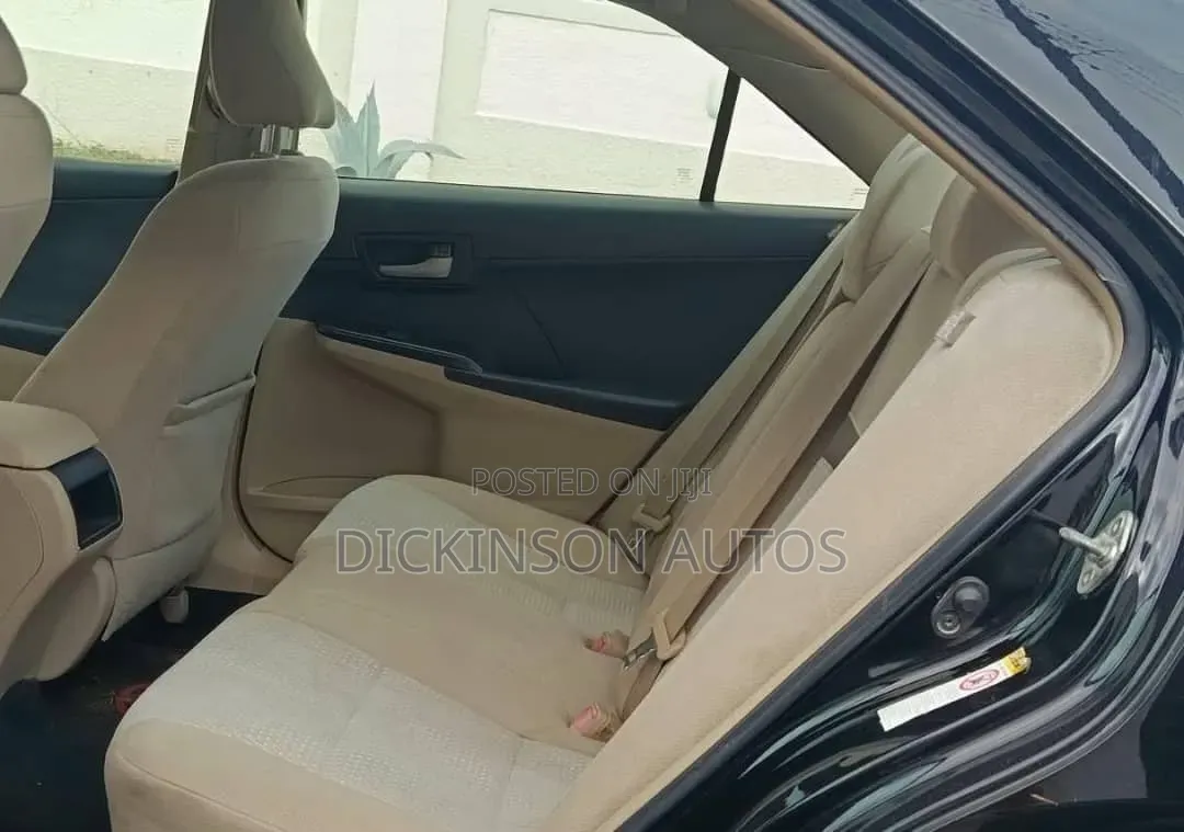 Toyota Camry SE 4dr Sedan (2.5L 4cyl 6A) 2012 Black