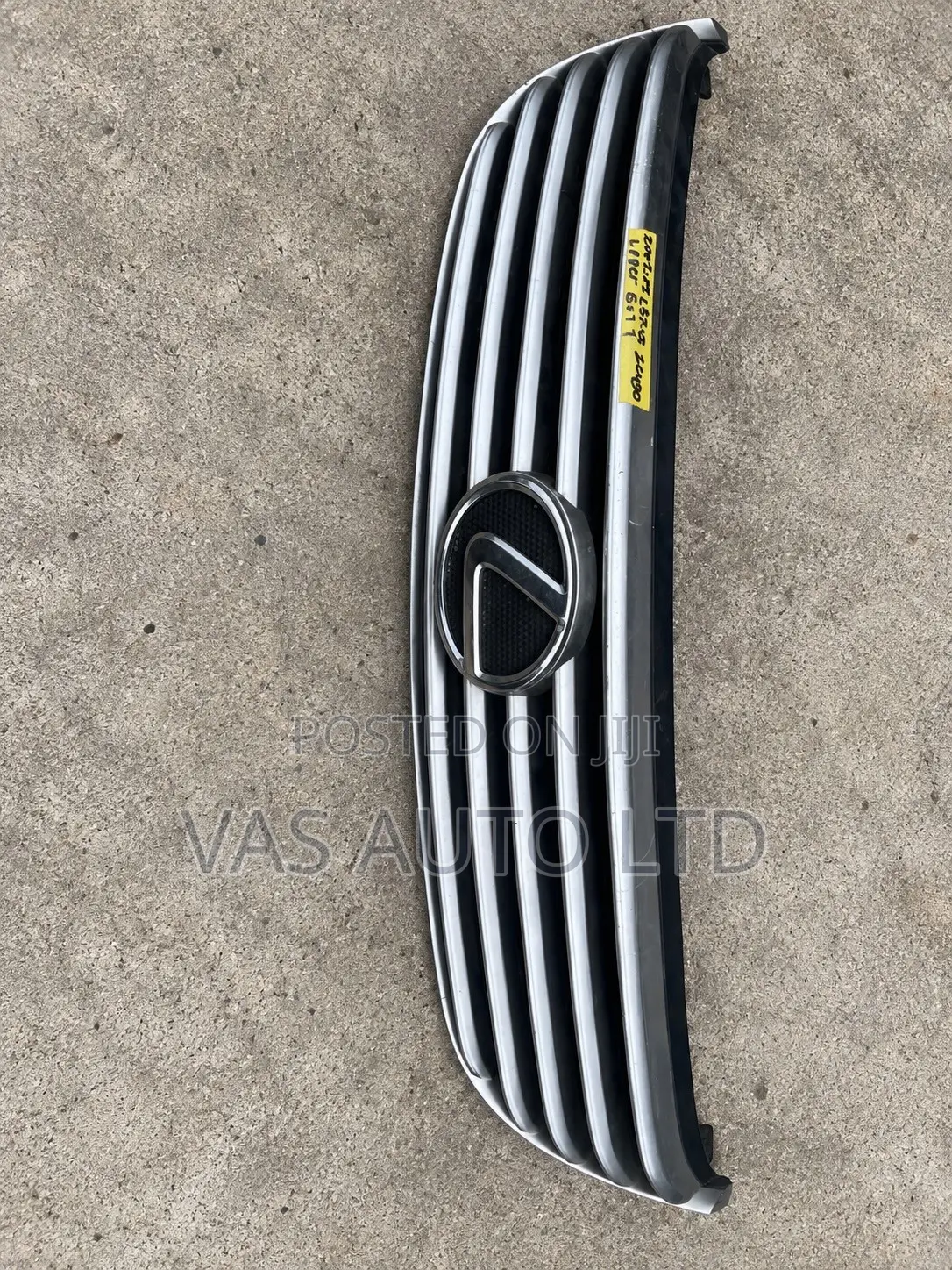 Lexus SC430 Upper Front Grille 2002–2008 – USA Imported