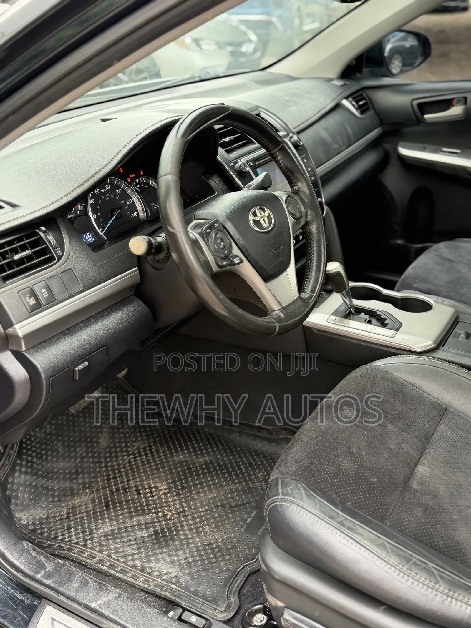 Toyota Camry SE V6 4dr Sedan (3.5L 6cyl 6A) 2013 Blue