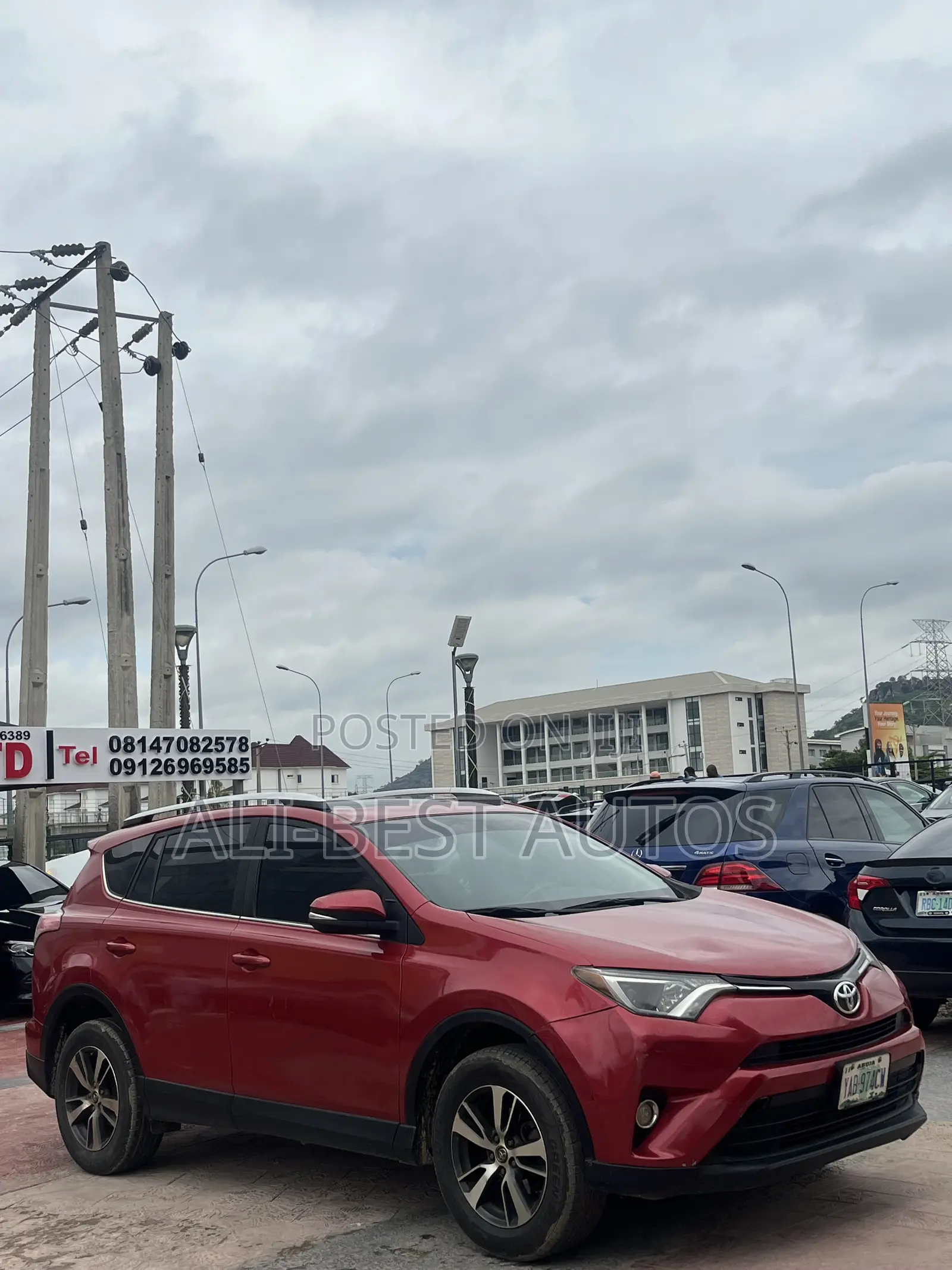 Toyota RAV4 2015 Red