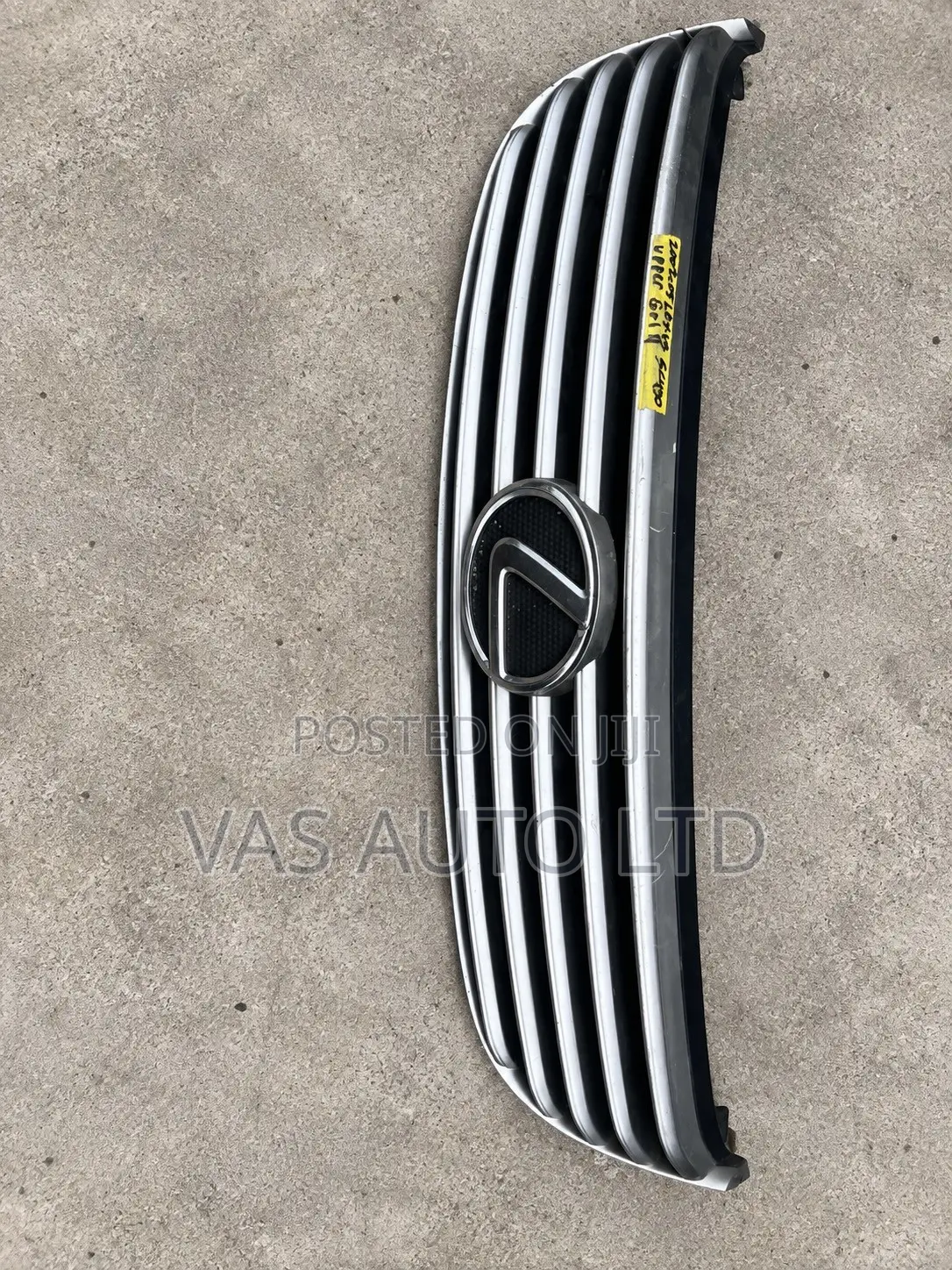 Lexus SC430 Upper Front Grille 2002–2008 – USA Imported