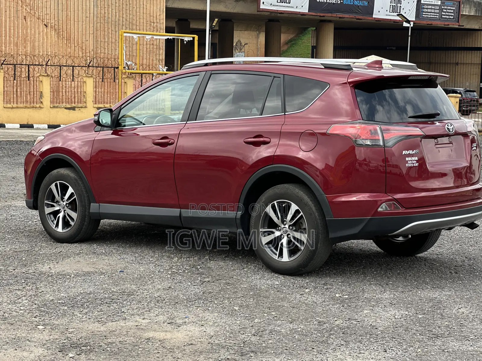 Toyota RAV4 XLE 4dr SUV AWD (2.5L 4cyl 6A) 2018 Maroon