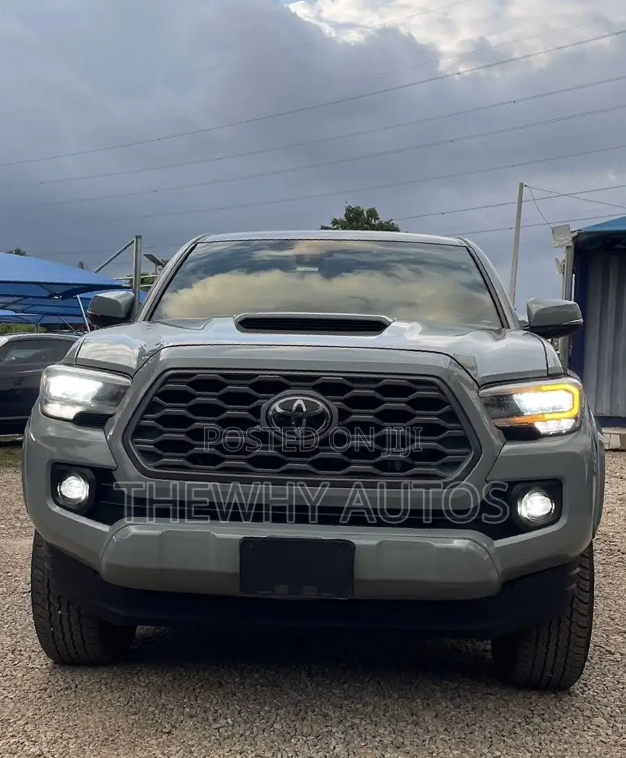 Toyota Tacoma TRD Sport 2022 Gray