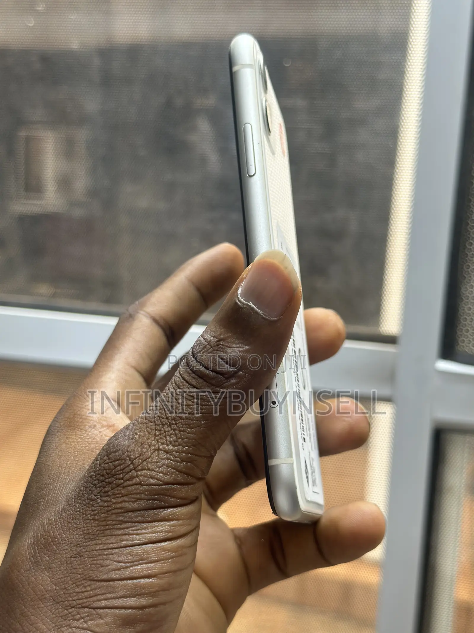 Apple iPhone 11 128 GB White