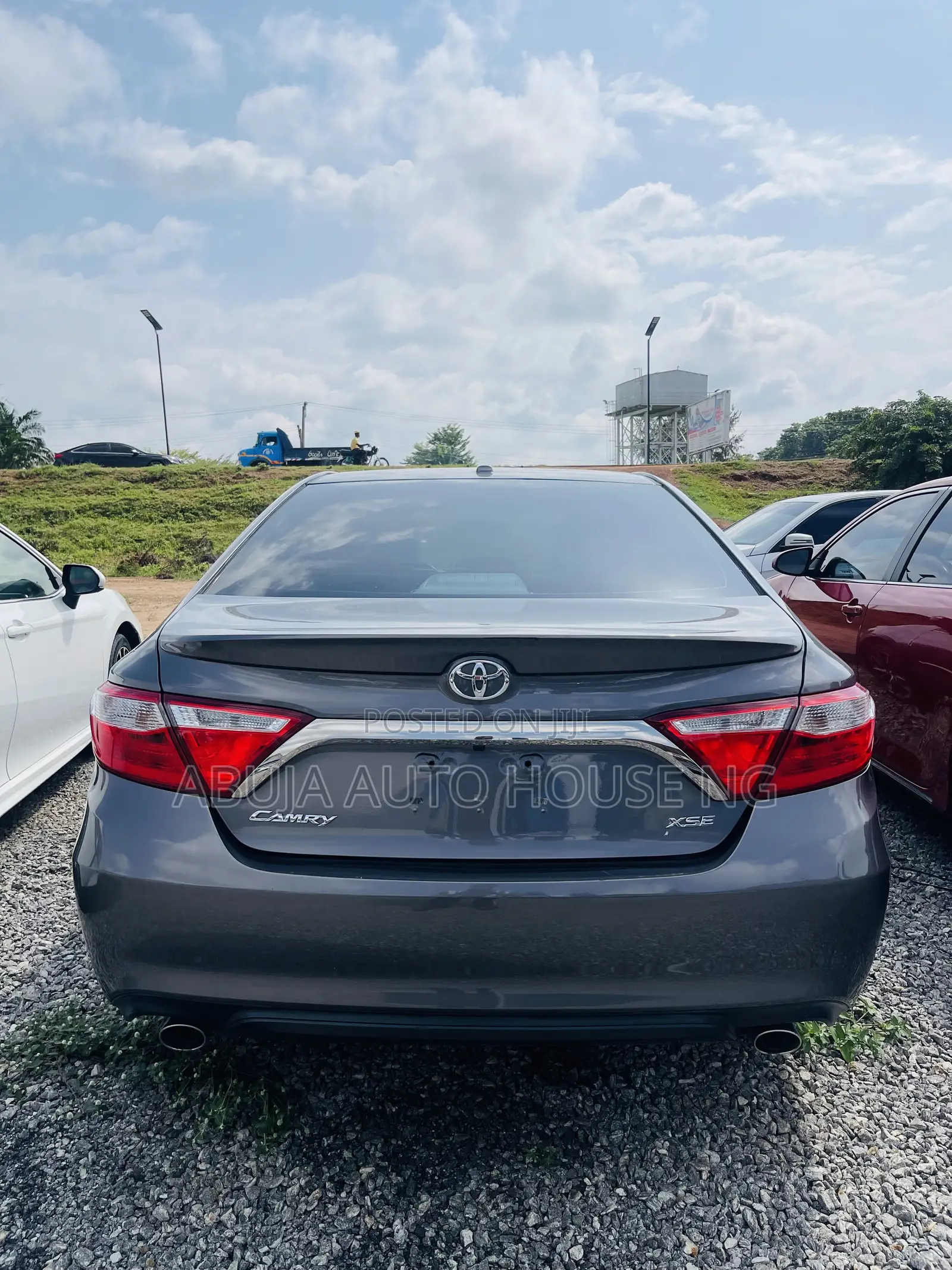 Toyota Camry XSE 4dr Sedan (2.5l 4cyl 6A) 2016 Silver