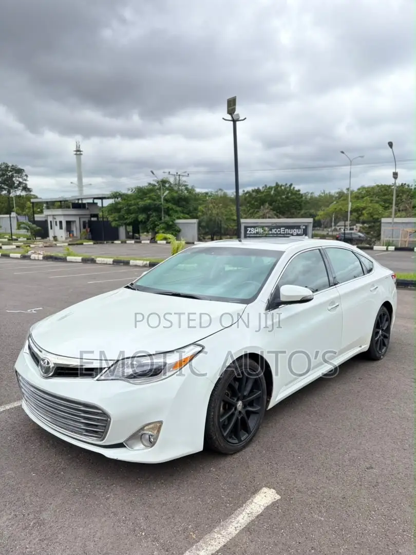 Toyota Avalon 2016 White
