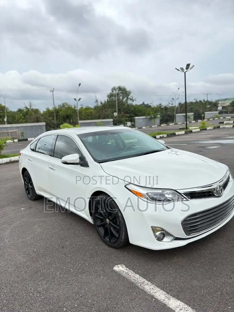Toyota Avalon 2016 White