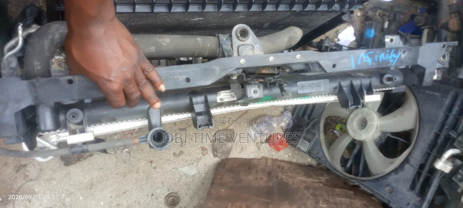 Nissan Pathfinder Radiator and Fan 2018