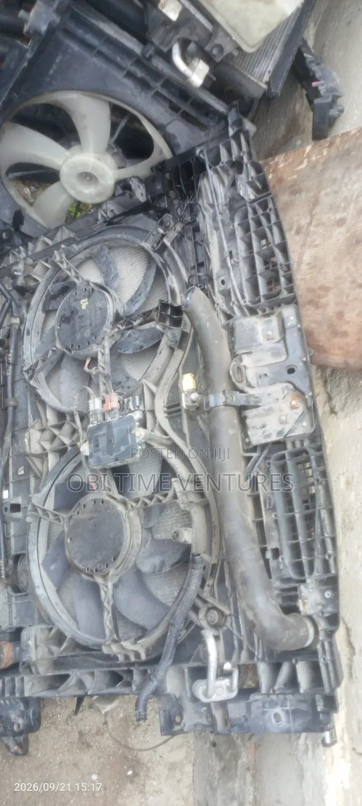 Nissan Pathfinder Radiator and Fan 2018