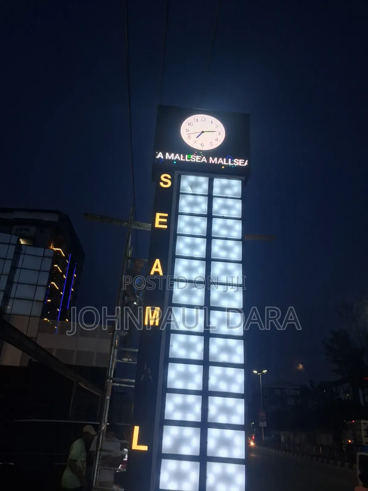 Screens for Advertising