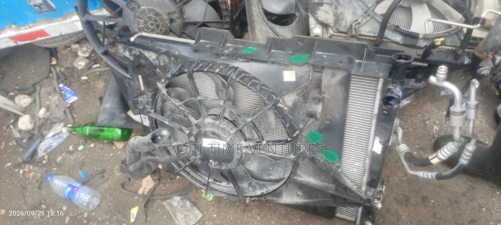 Hyundai Sanfe Radiator and Fan With Condenser 2018