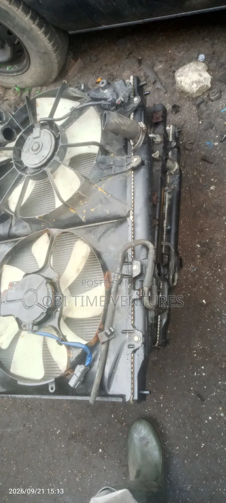 Toyota Yaris Radiator and Fan With Condenser