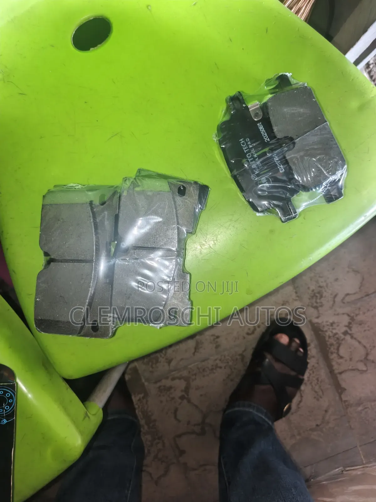 High Quality Certified Complete Brand New Brake Pads Escalade 2026