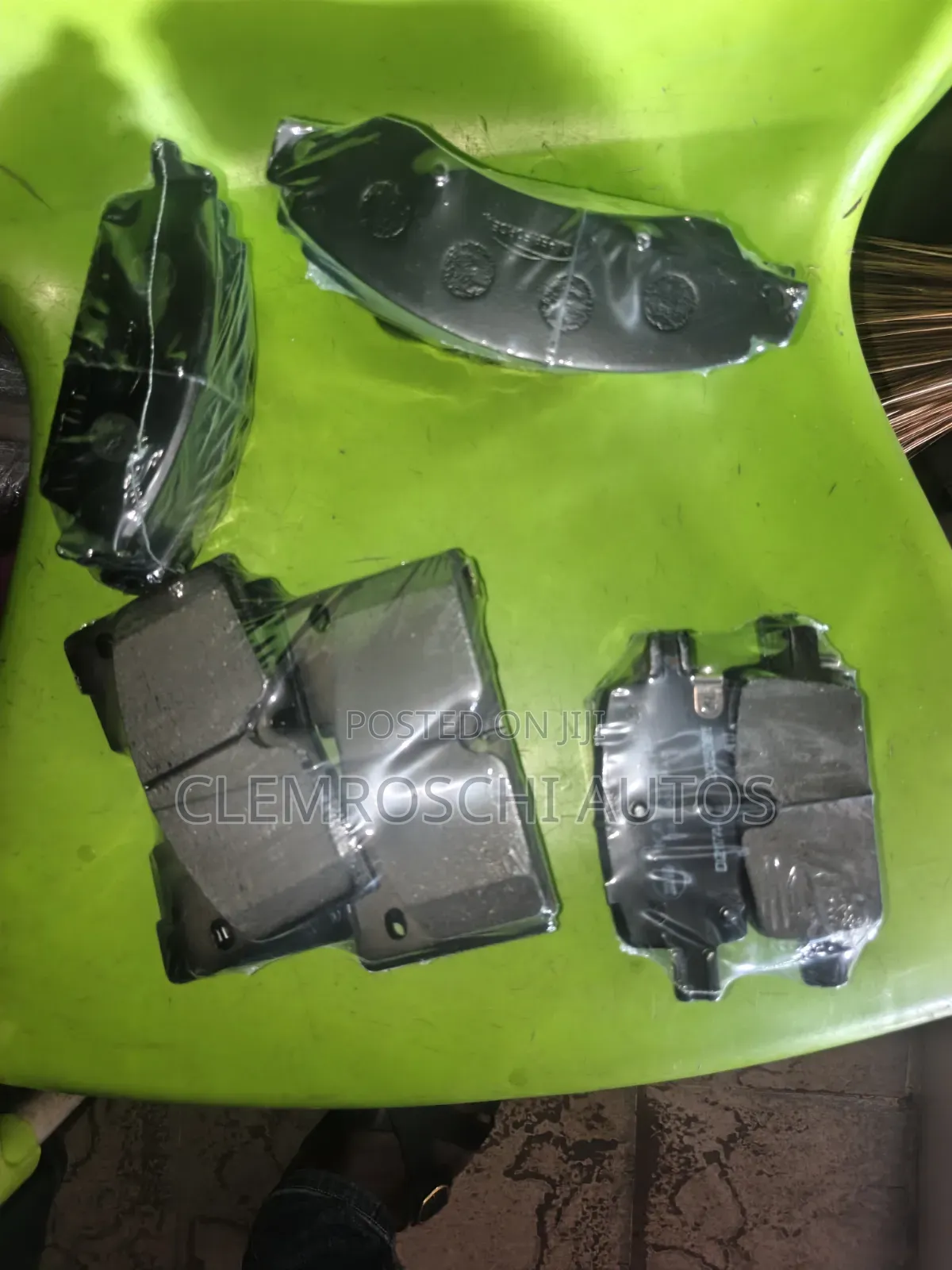 High Quality Certified Complete Brand New Brake Pads Escalade 2026