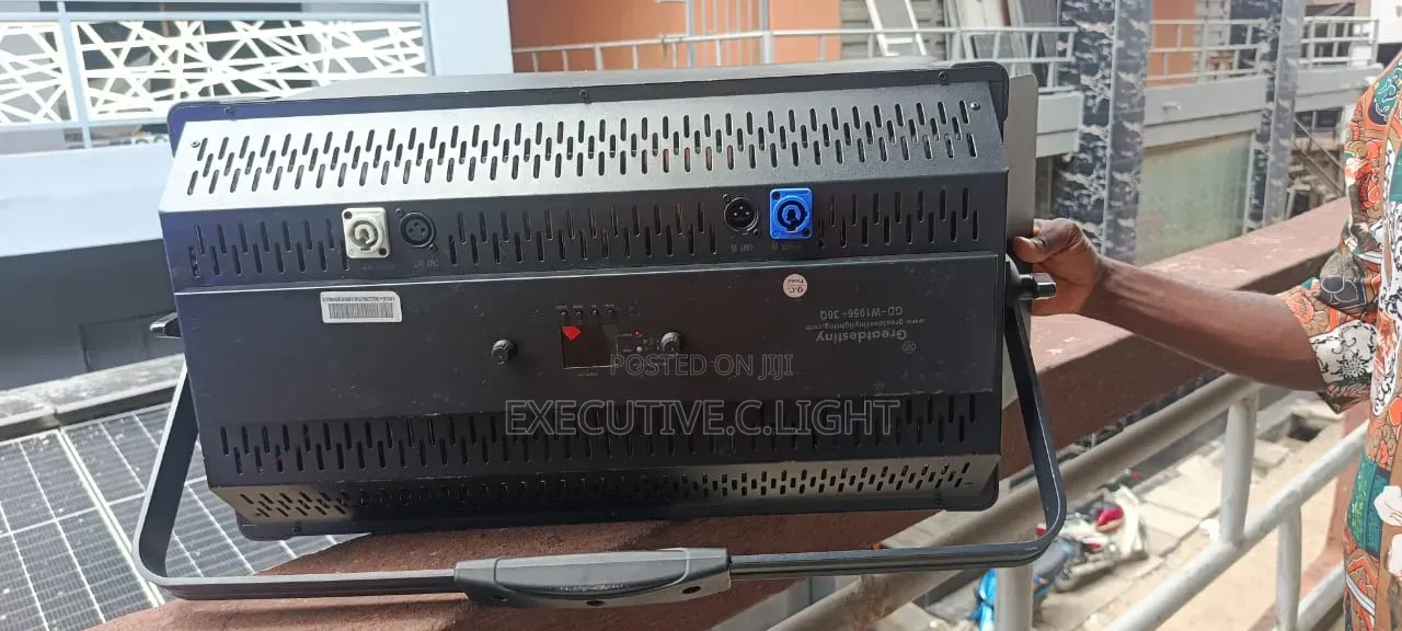 LED Strobe / Wash Panel RGBW/WW