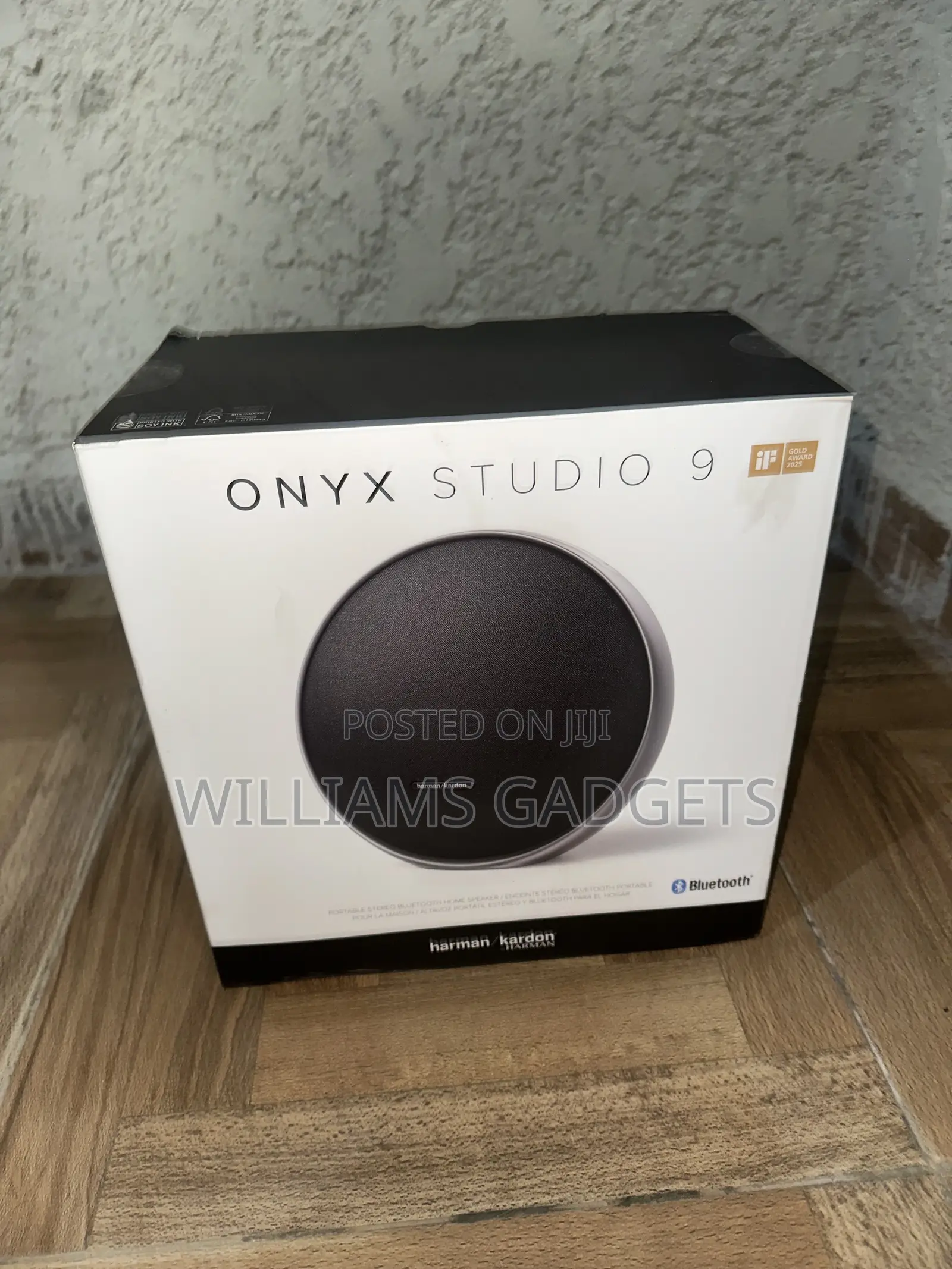 Brand New Onyx Studio 9 (Harman/Kardon)