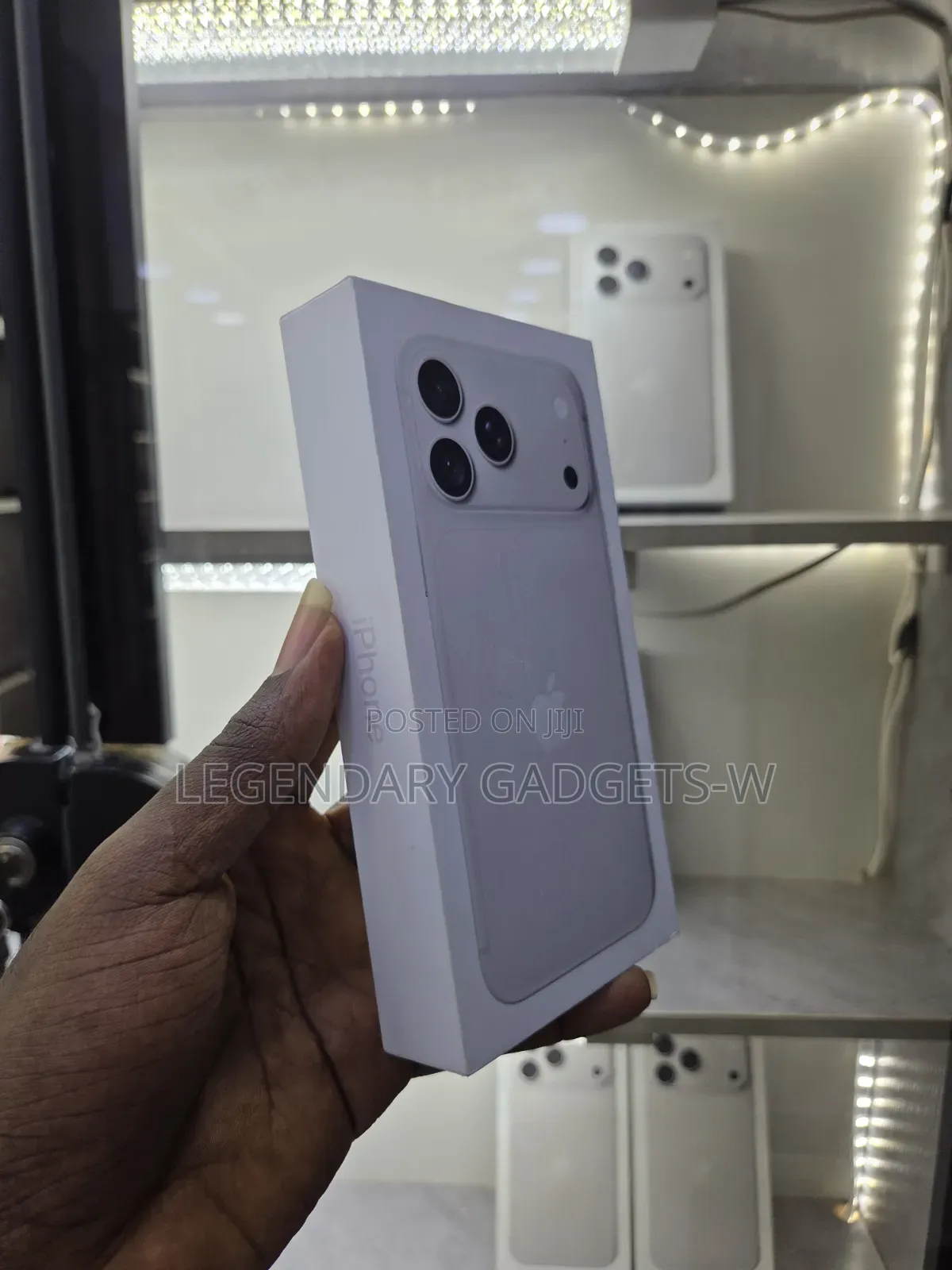 New Apple iPhone 18 Pro Max 1 TB Silver