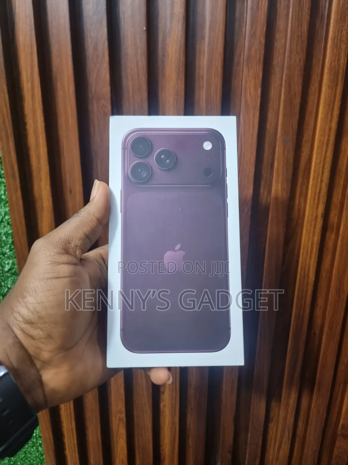 New Apple iPhone 18 Pro Max 512 GB Red