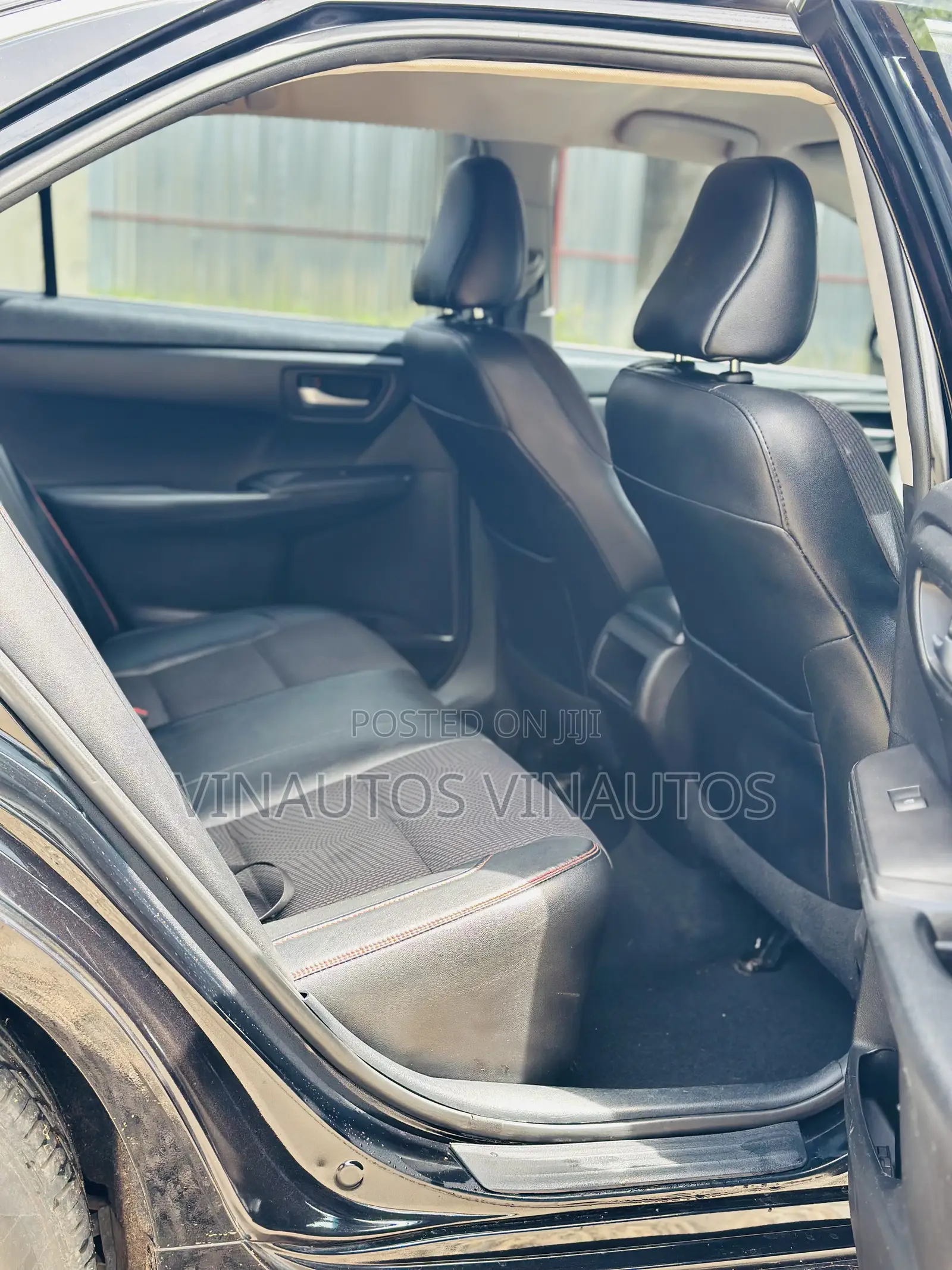 Toyota Camry 2016 Black