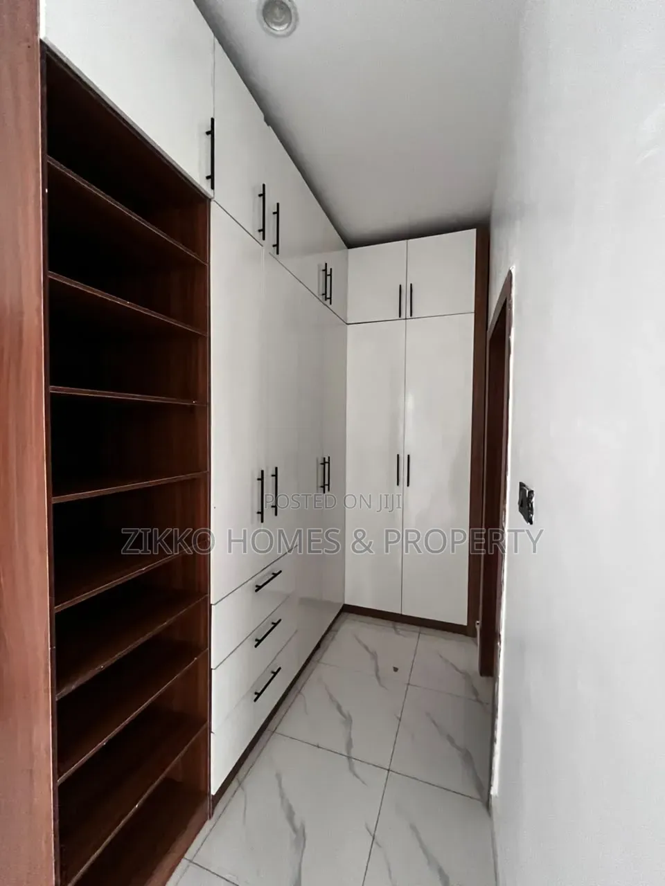 4bdrm Duplex in Ajah, Sangotedo for sale