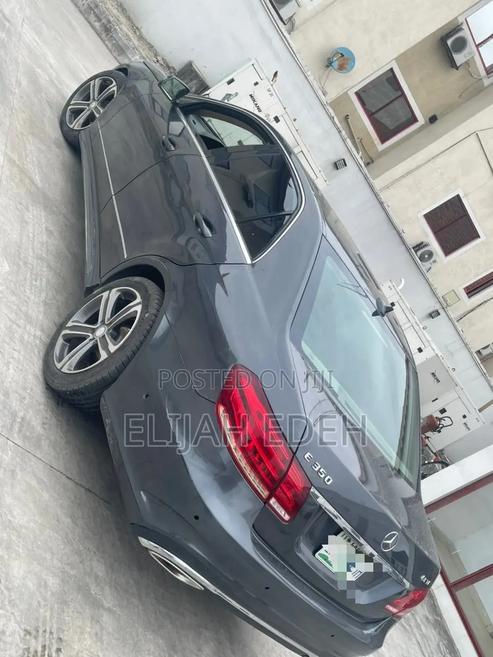 Mercedes-Benz E350 Base 4dr Sedan RWD (3.5L 6cyl 7A) 2010 Gray