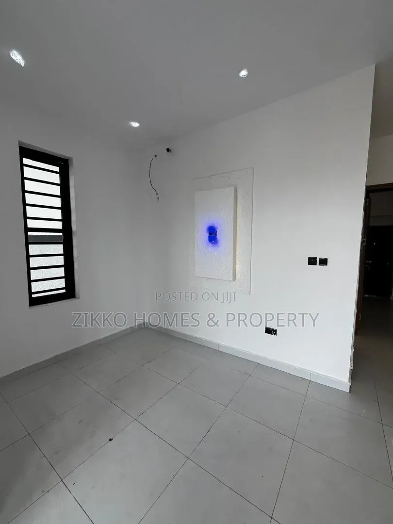 4bdrm Duplex in Ajah for sale