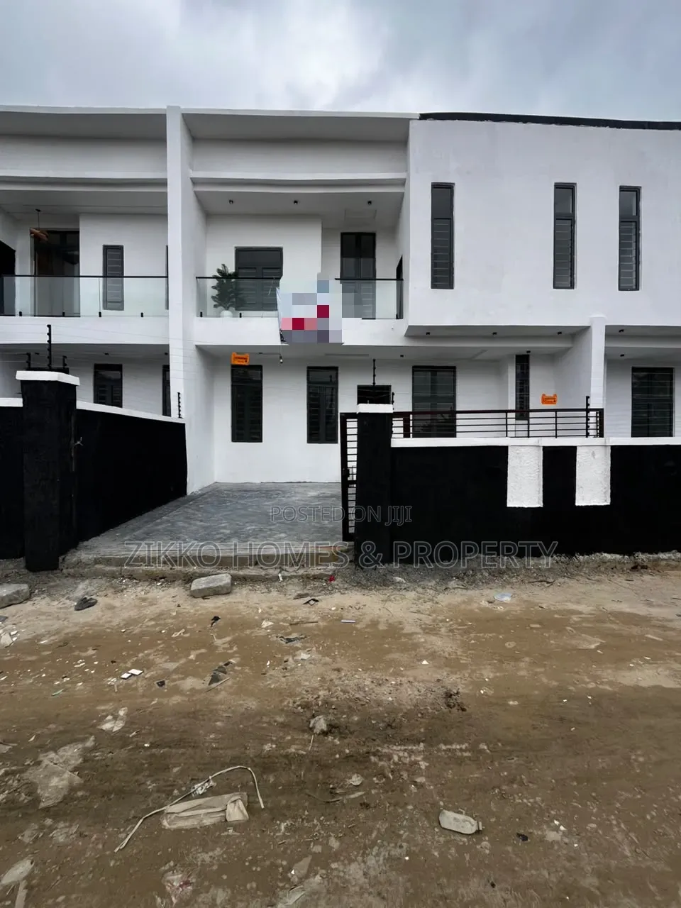 3bdrm Duplex in Sangotedo for sale