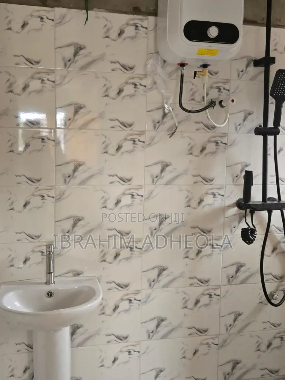 3bdrm Apartment in Okota for rent