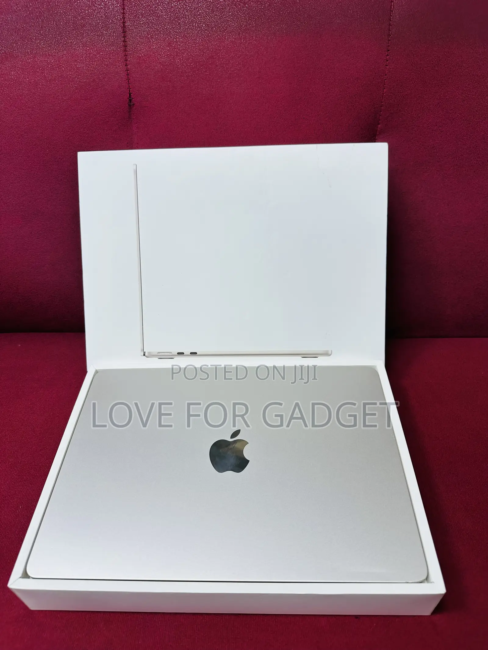 Laptop Apple MacBook Air 2022 M2 8GB Apple M2 SSD 256GB
