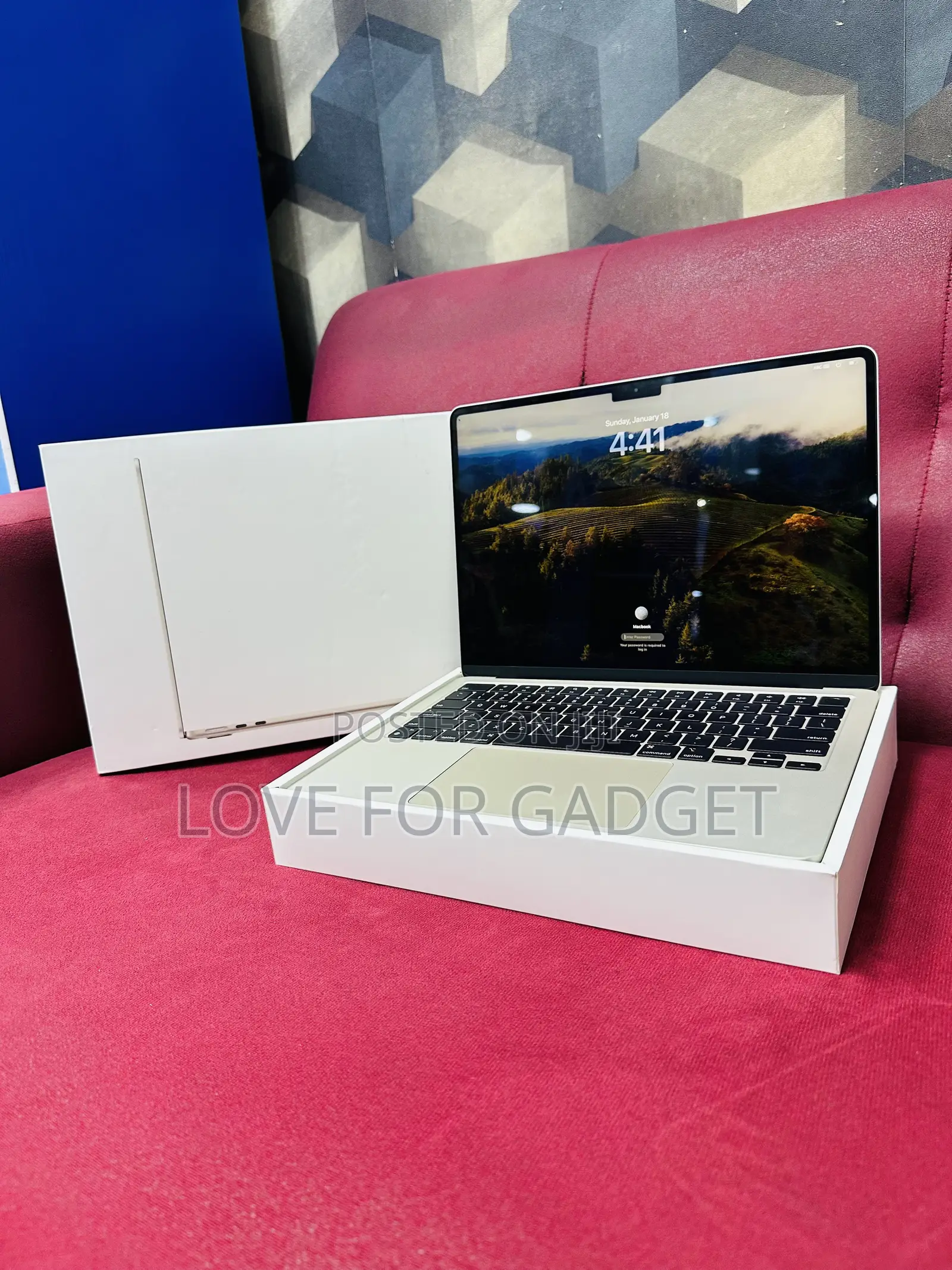 Laptop Apple MacBook Air 2022 M2 8GB Apple M2 SSD 256GB