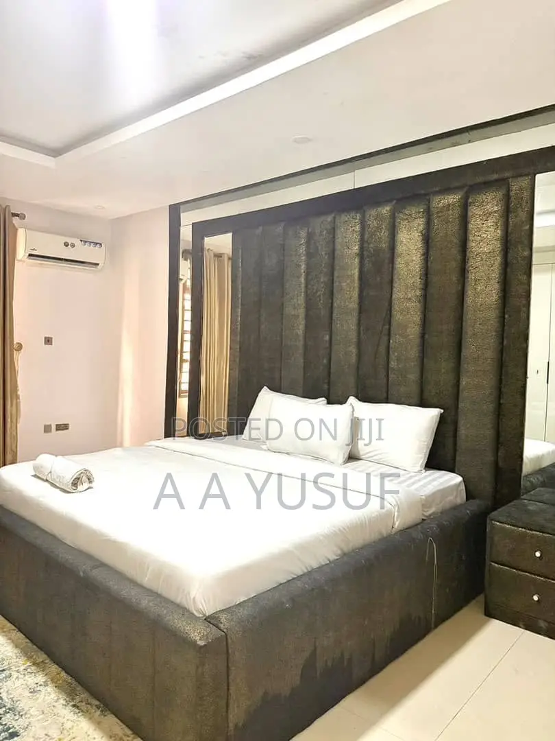 Furnished 2bdrm Apartment in Shoreline Estate, Banana Island for sale