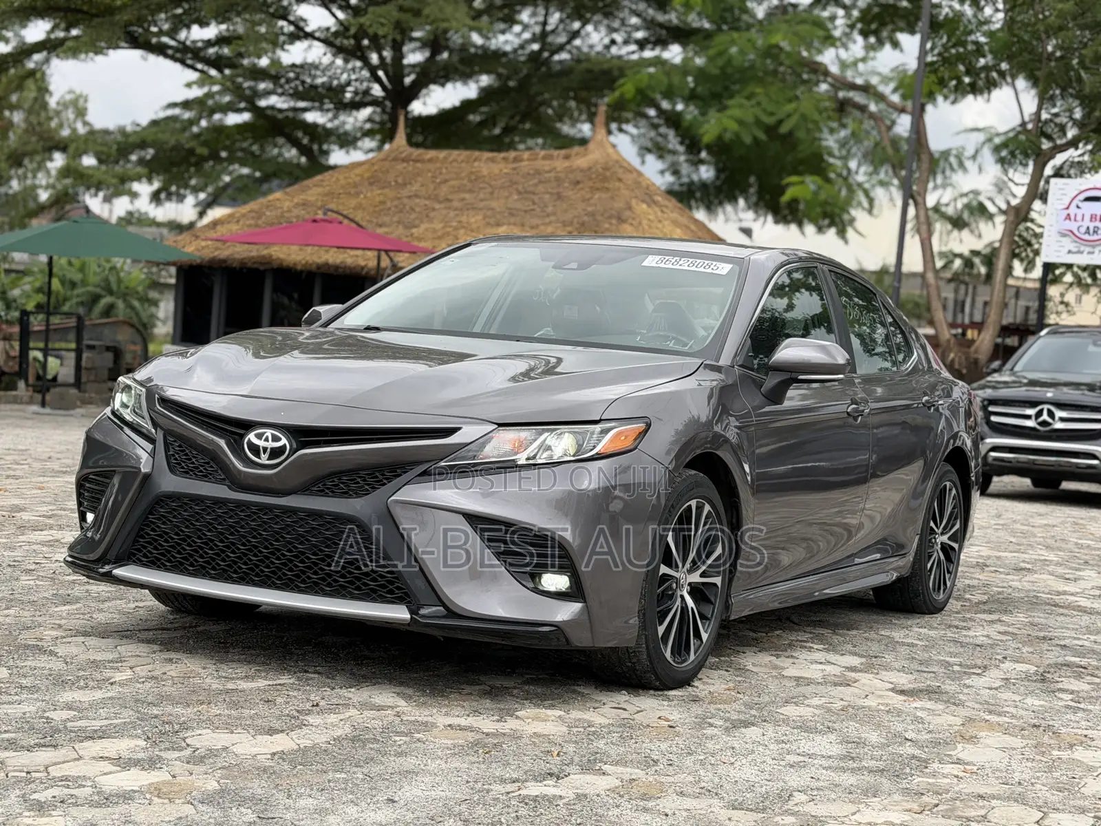 Toyota Camry SE (2.5L 4cyl 8A) 2019 Black