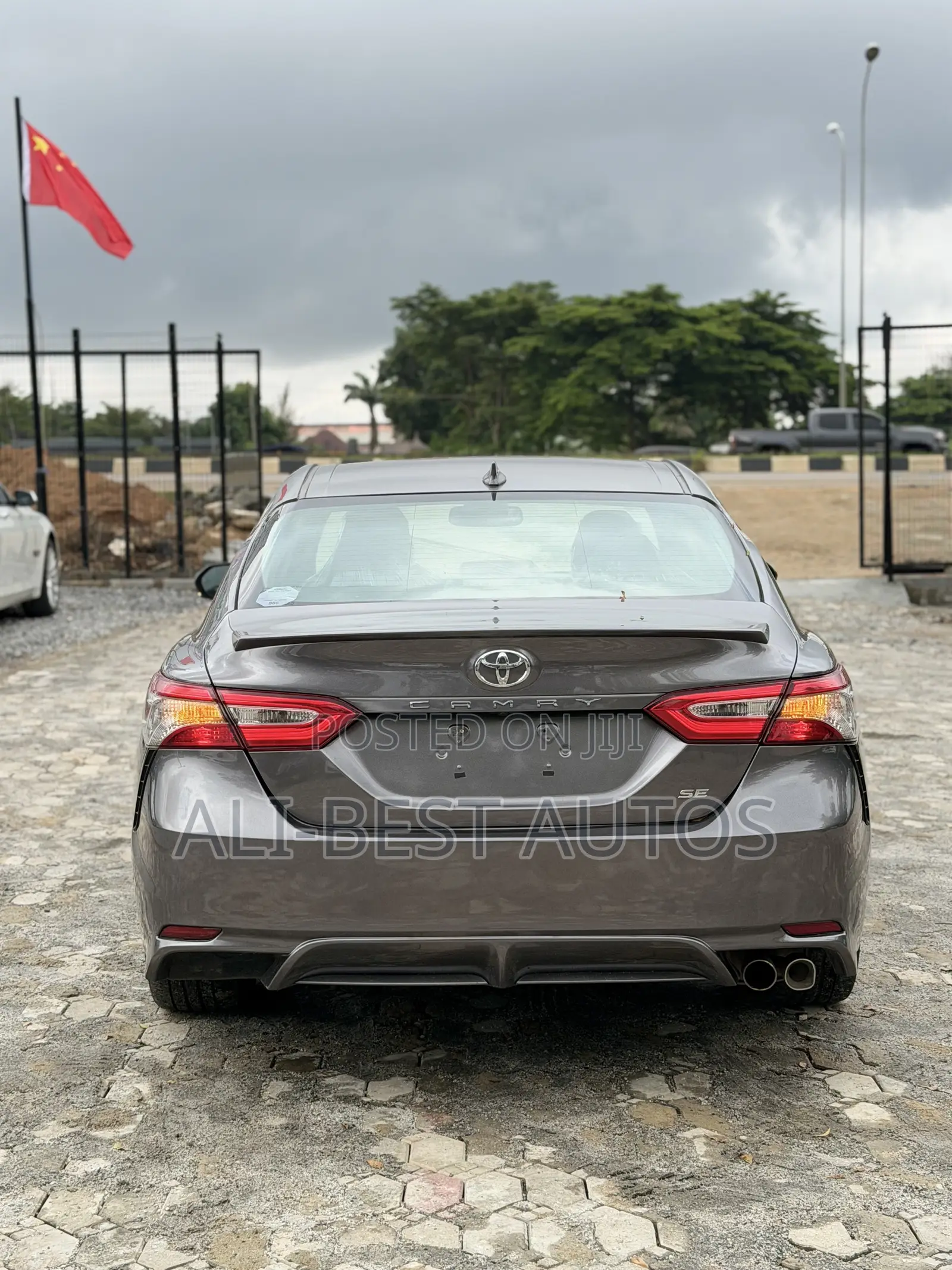 Toyota Camry SE (2.5L 4cyl 8A) 2019 Black