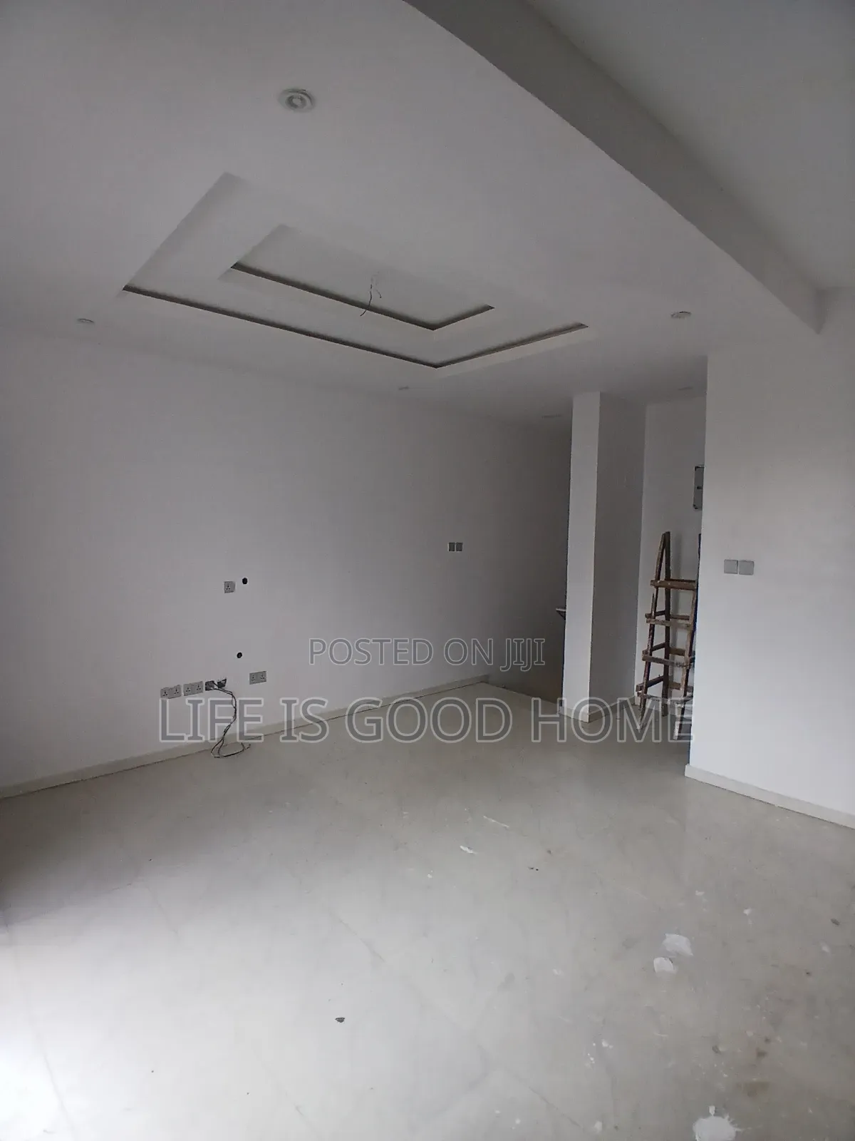 3bdrm Duplex in Llc Estate, Chevron for rent