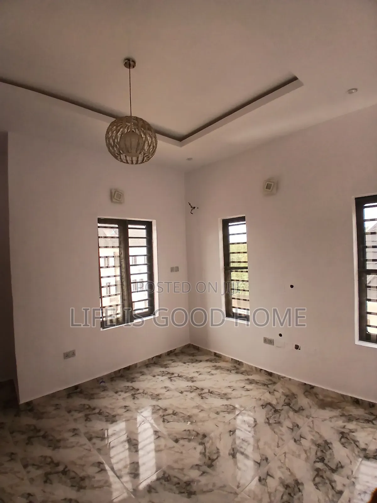 3bdrm Duplex in Llc Estate, Chevron for rent