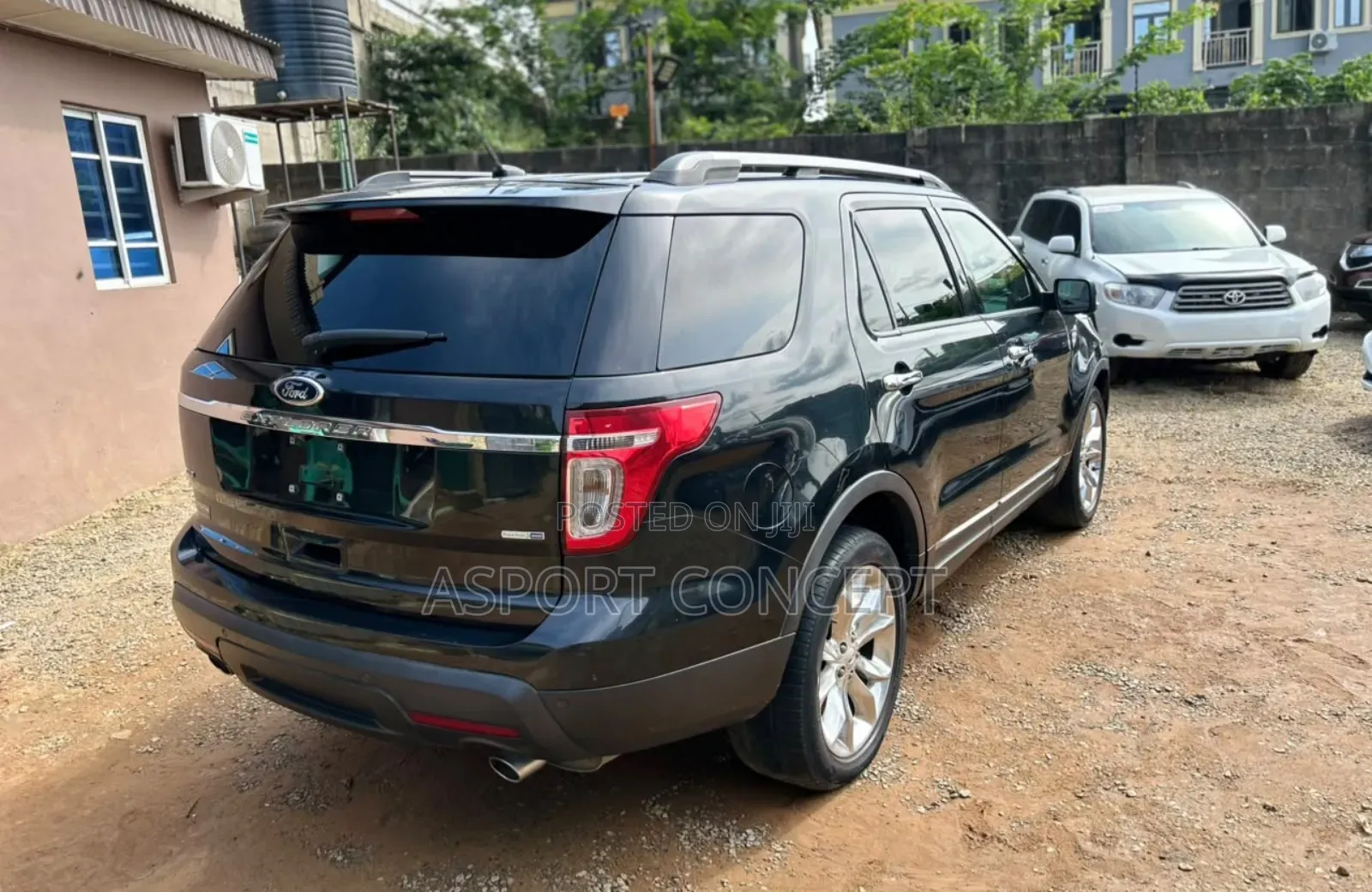 Ford Explorer Limited 4dr 4x4 (3.5L 6cyl 6A) 2013 Black