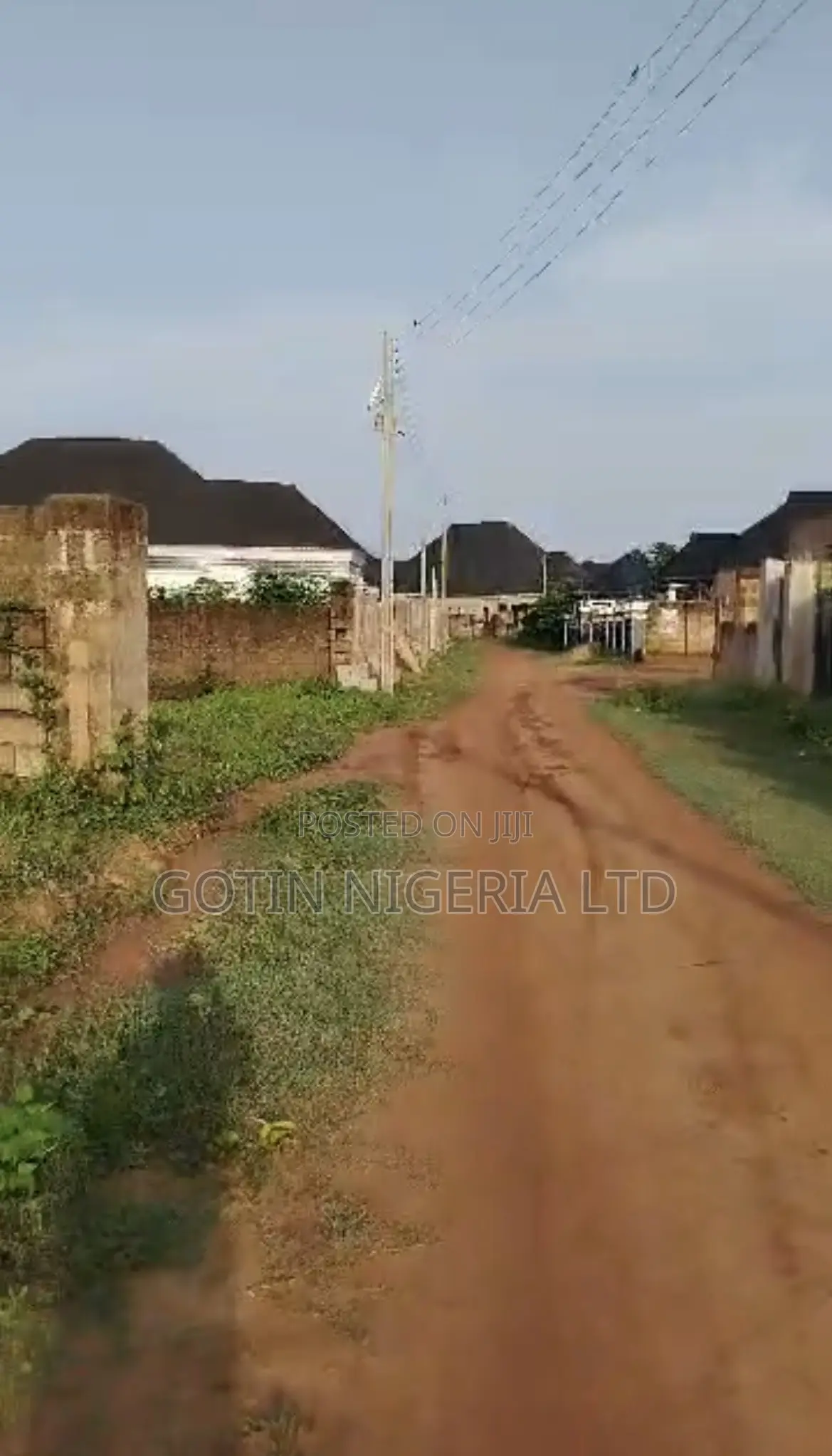 50x100ft Land With 4-Bedroom Duplex Foundation in Okhuoromi