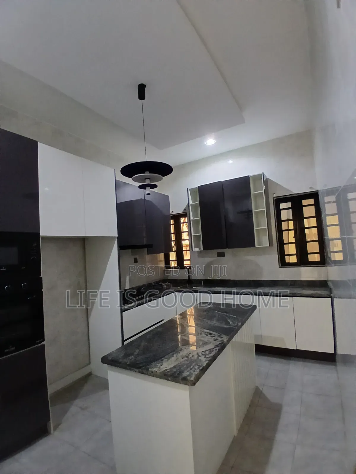 4bdrm Duplex in Orchid  Estate, Chevron for rent