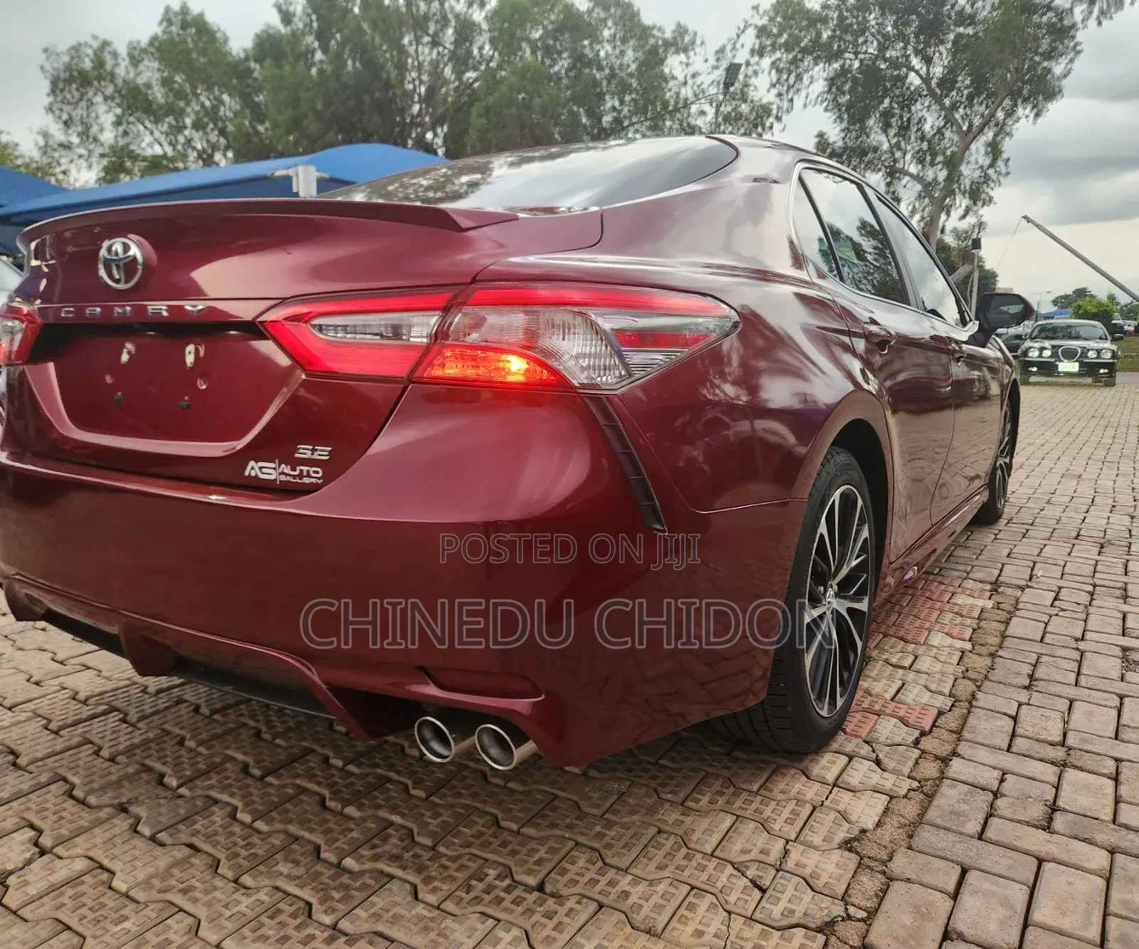 Toyota Camry SE FWD (2.5L 4cyl 8AM) 2018 Red